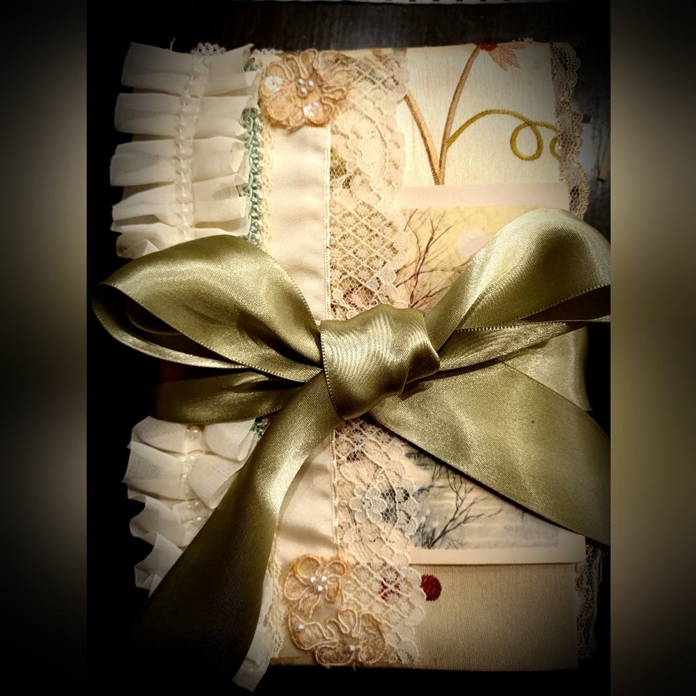 Handmade Junk Journal 120+ pages